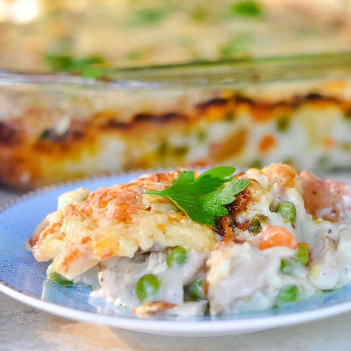 Cheesy Crustless Chicken Pot Pie Casserole (gluten free!)