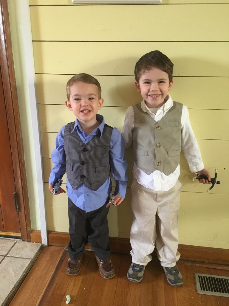 11 Easy Ways to Keep Kids Quiet in Church (+FREE Kids Activity Printables!)