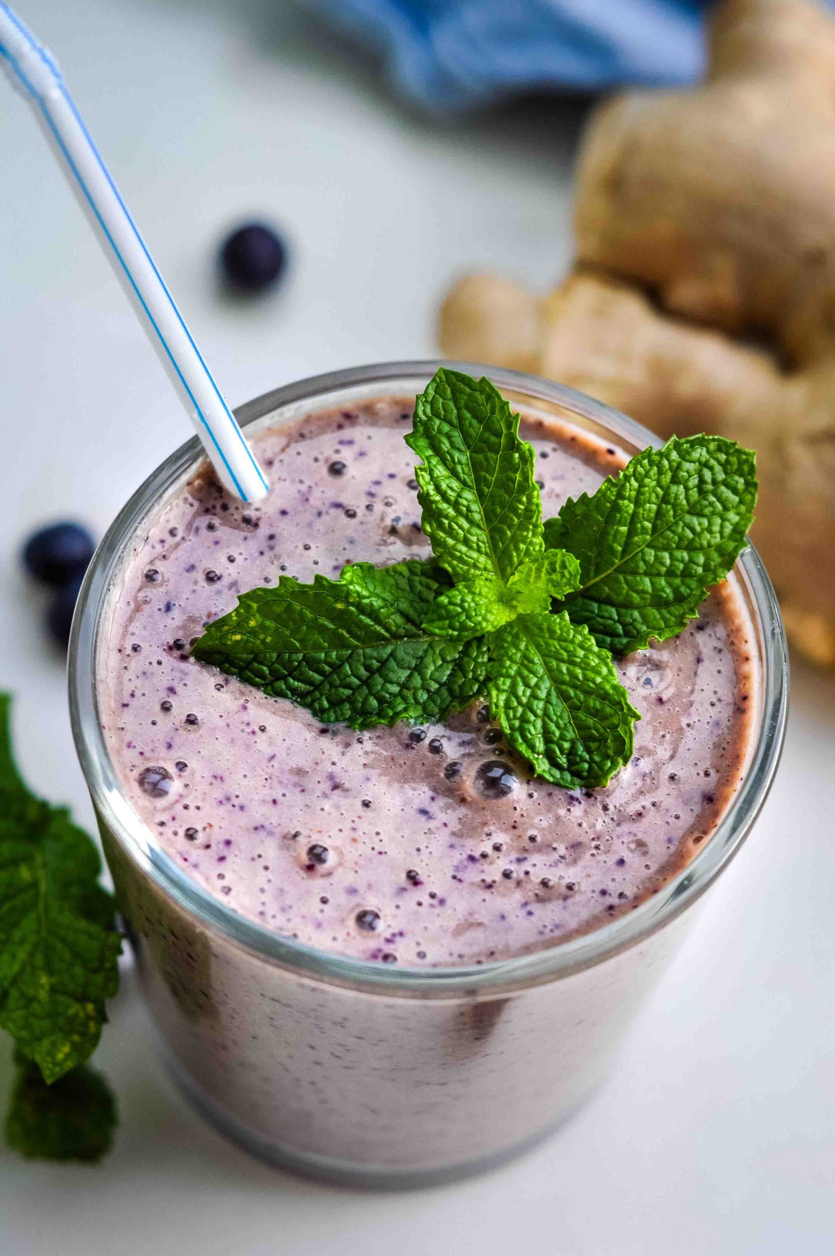 Blueberry Smoothie with Ginger &amp; Kefir (immune boosting!)