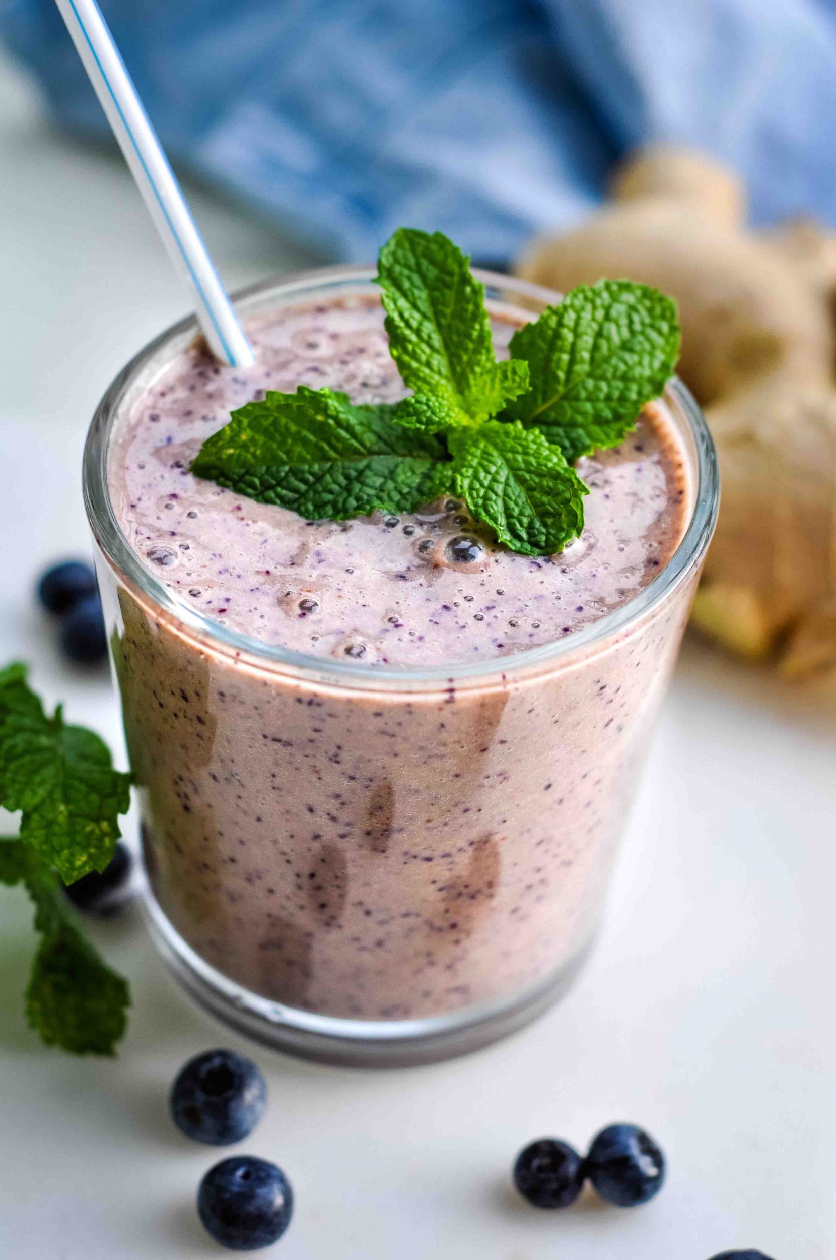 Blueberry Smoothie with Ginger &amp; Kefir (immune boosting!)