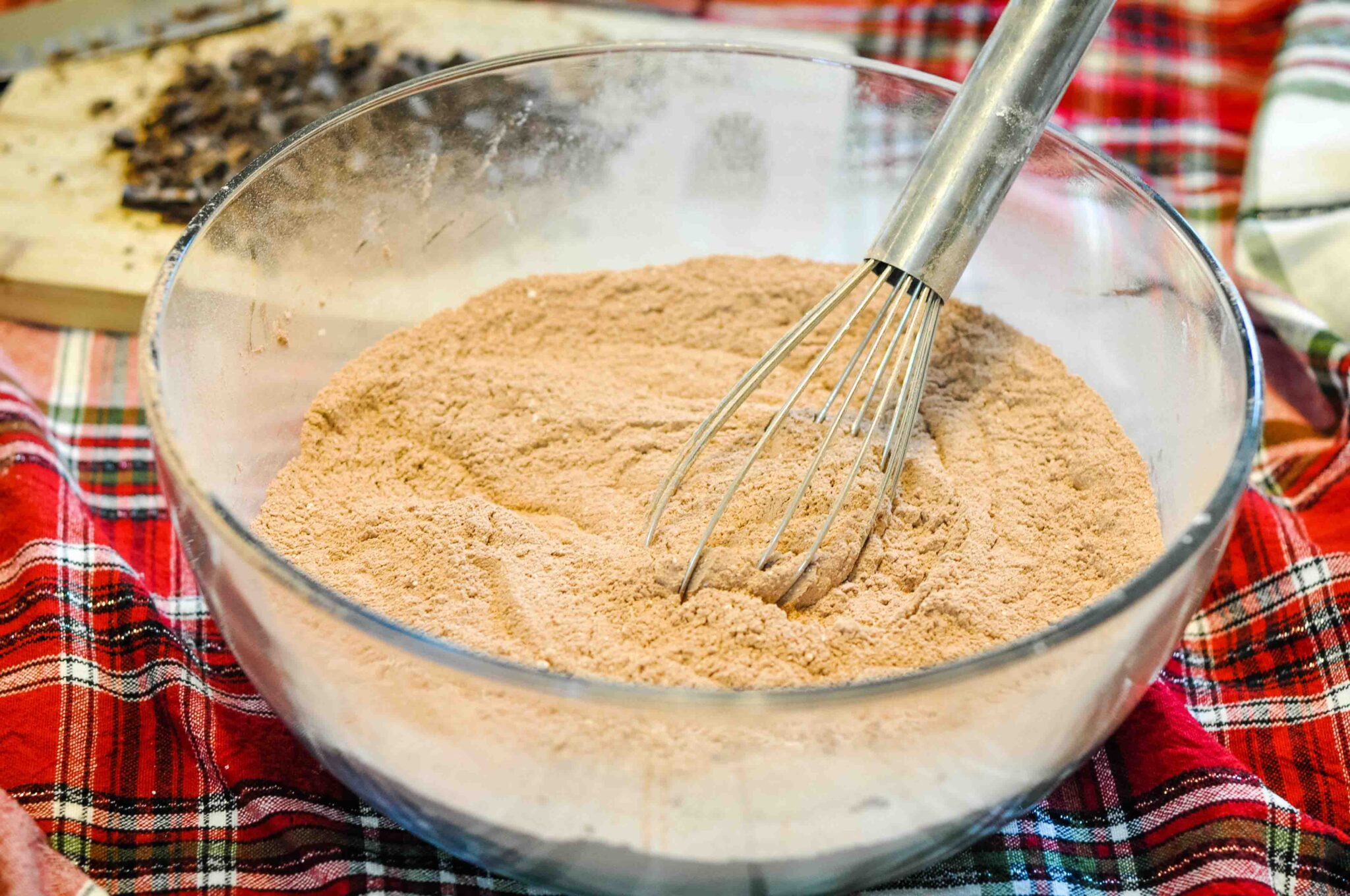 Homemade Healthy Hot Chocolate Mix {makeahead}